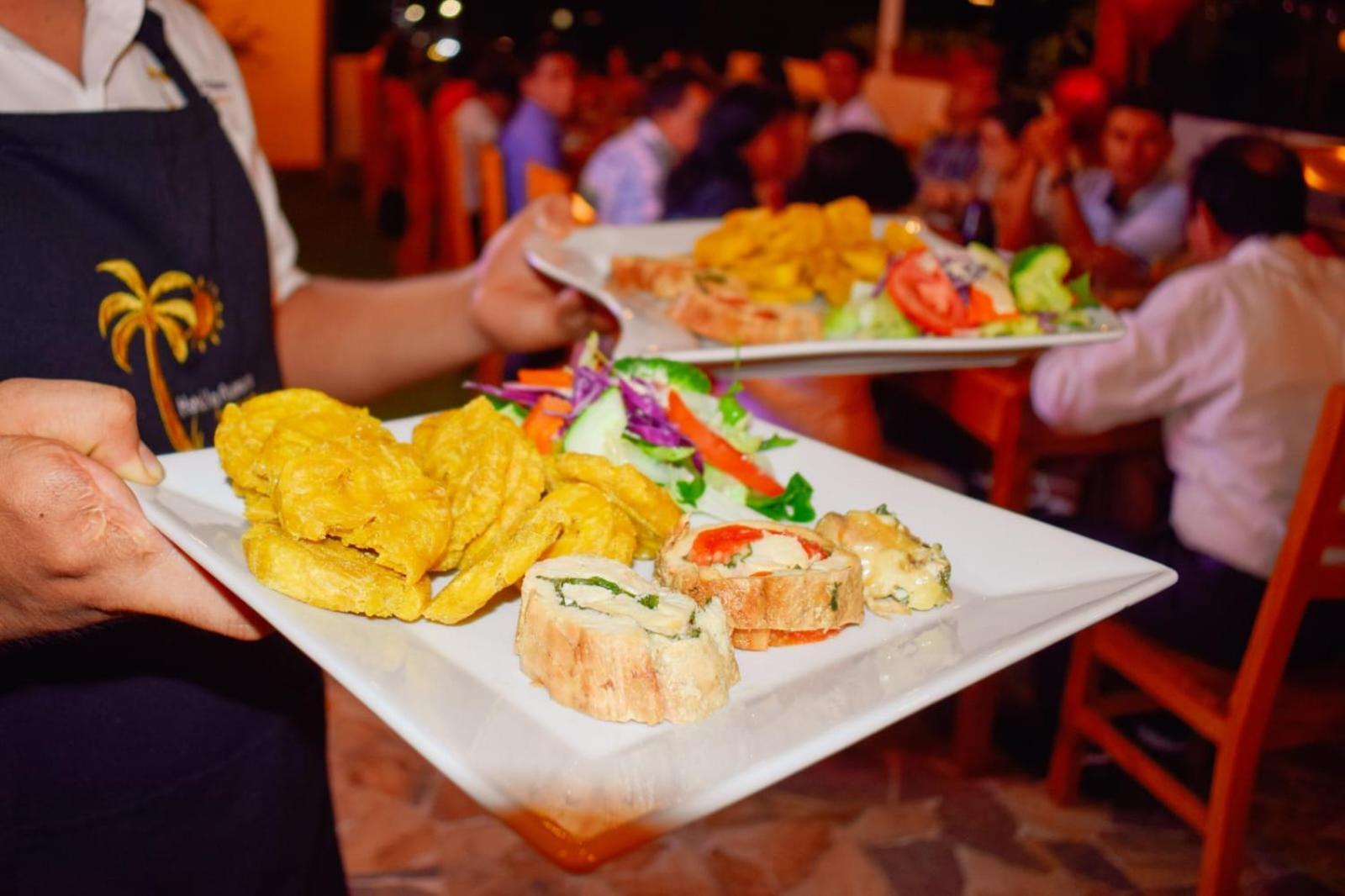 Hotel La Palmera De Oro 타라포토 외부 사진