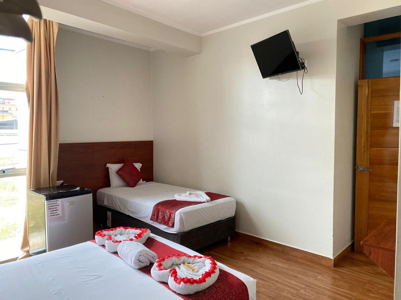 Hotel La Palmera De Oro 타라포토 외부 사진